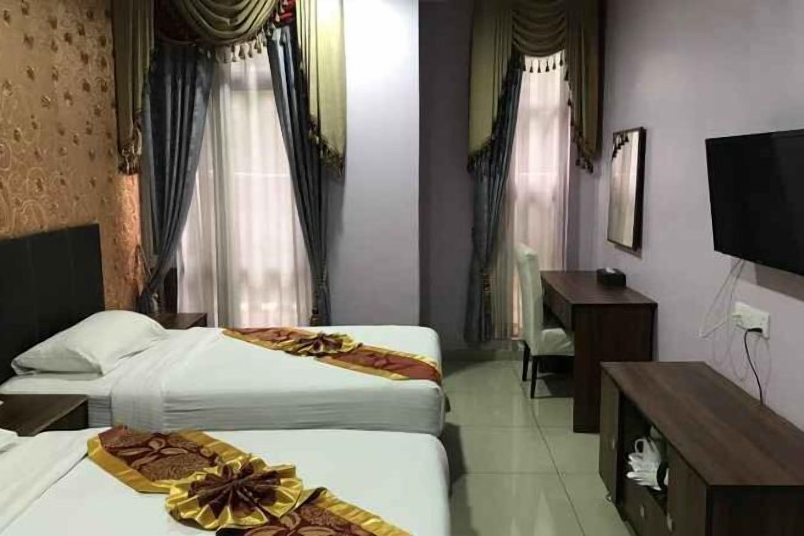 Desk, iron/ironing board, free WiFi, bed sheets