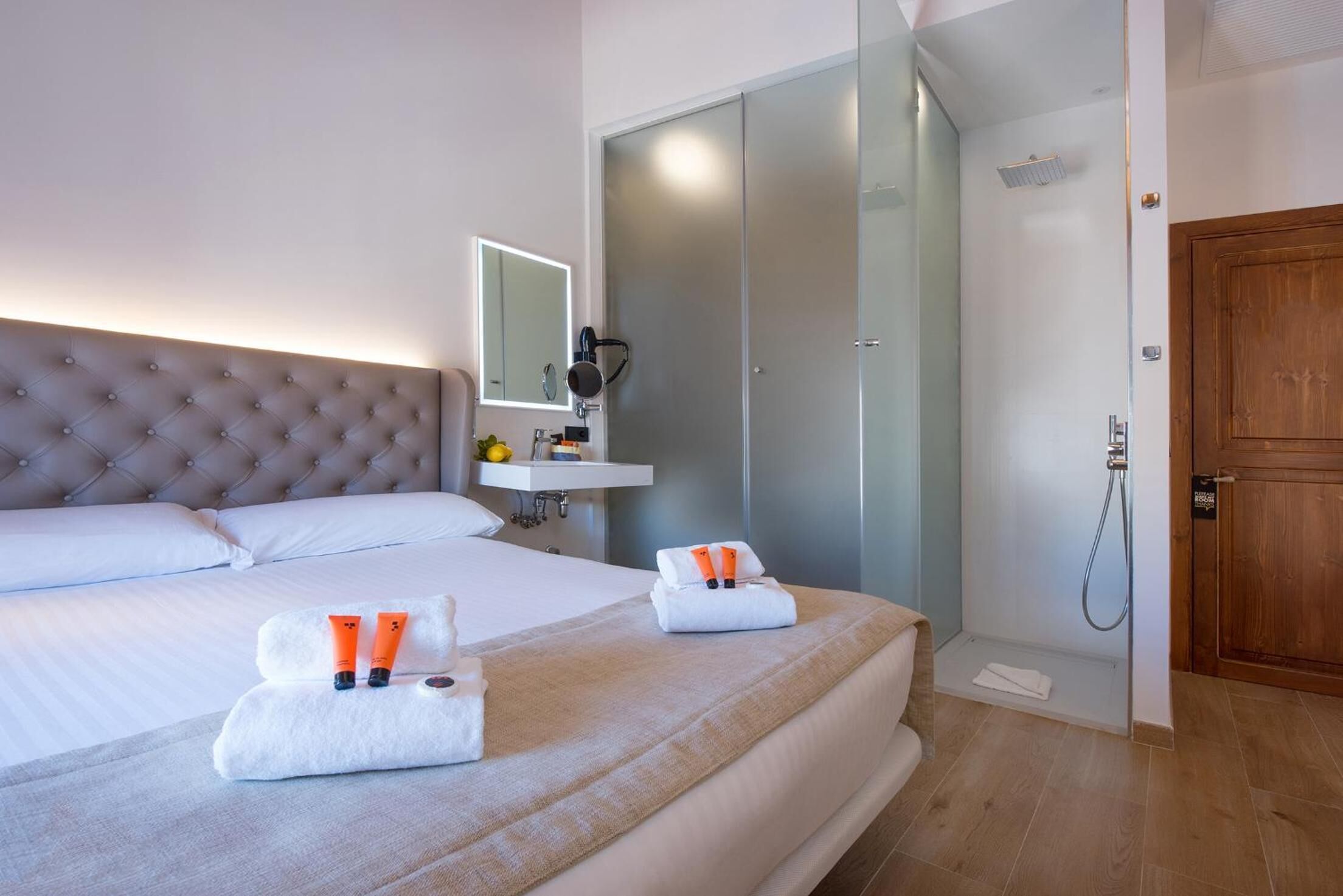 down duvets, individually decorated, individually furnished, desk