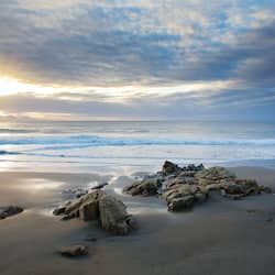 Na praia