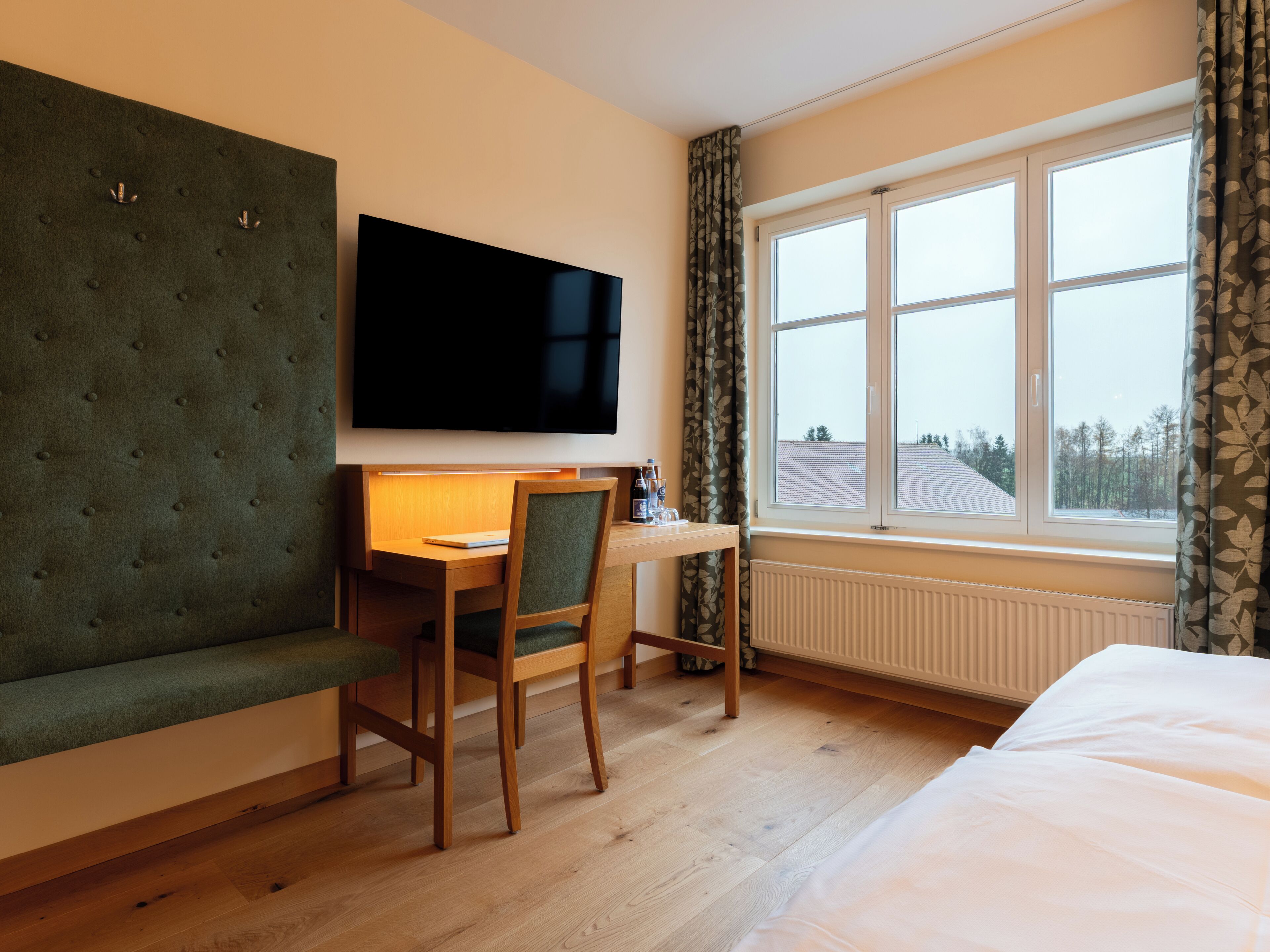 基础双人房（单人入住）, 1 间卧室, 无烟房, 不可带宠物 | 1 多间卧室、防过敏的被褥、客房内保险箱、办公桌