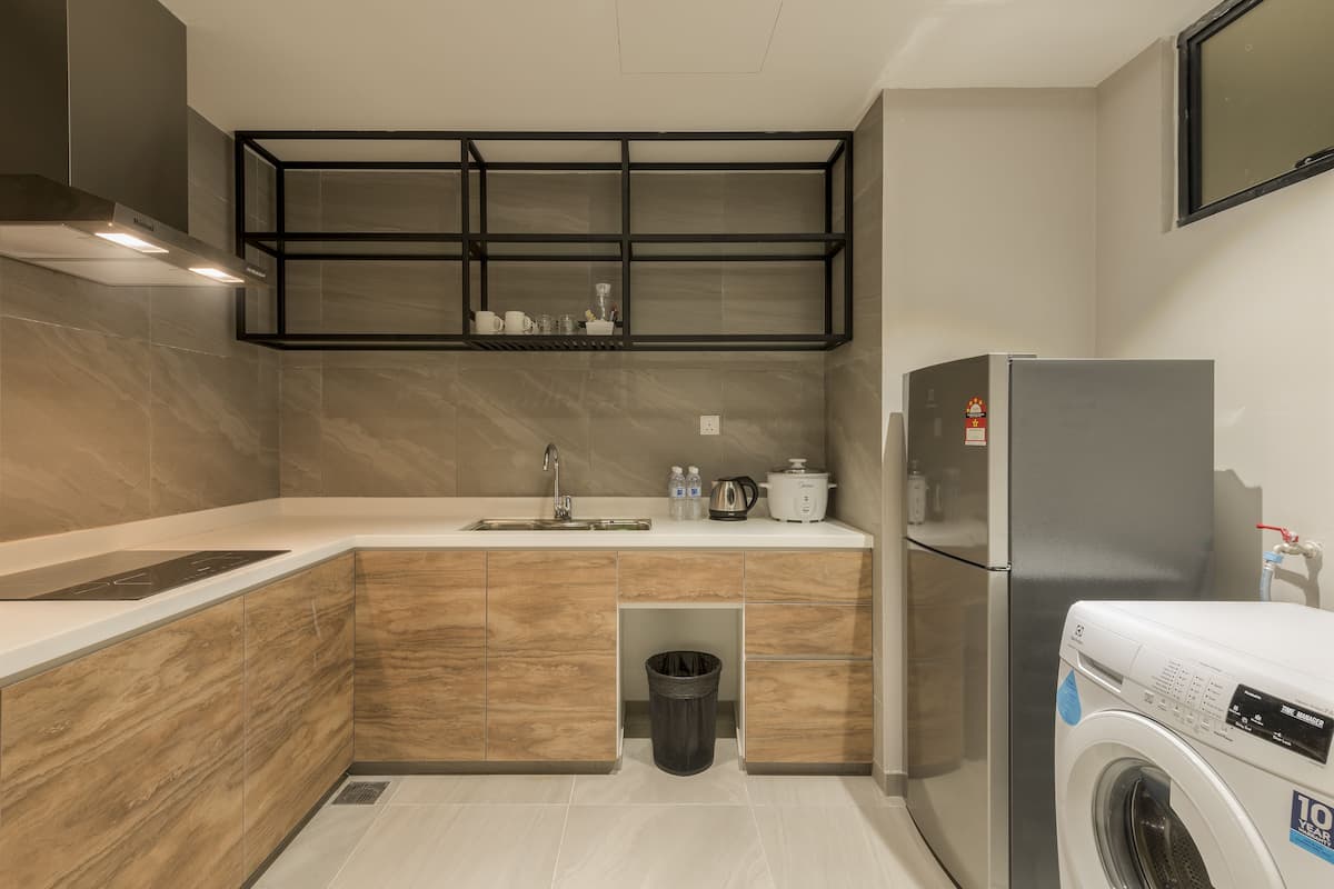 family apartment, 3 bedrooms, accessible, kitchenette | private kitchenette | fridge, coffee/tea maker, electric kettle, rice cooker