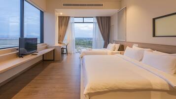 Superior Family | 1 bedroom, Egyptian cotton sheets, premium bedding, minibar