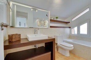 Apartamento, 3 quartos, terraço | Banheiro