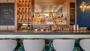 Cocktail bar, beach views, open daily
