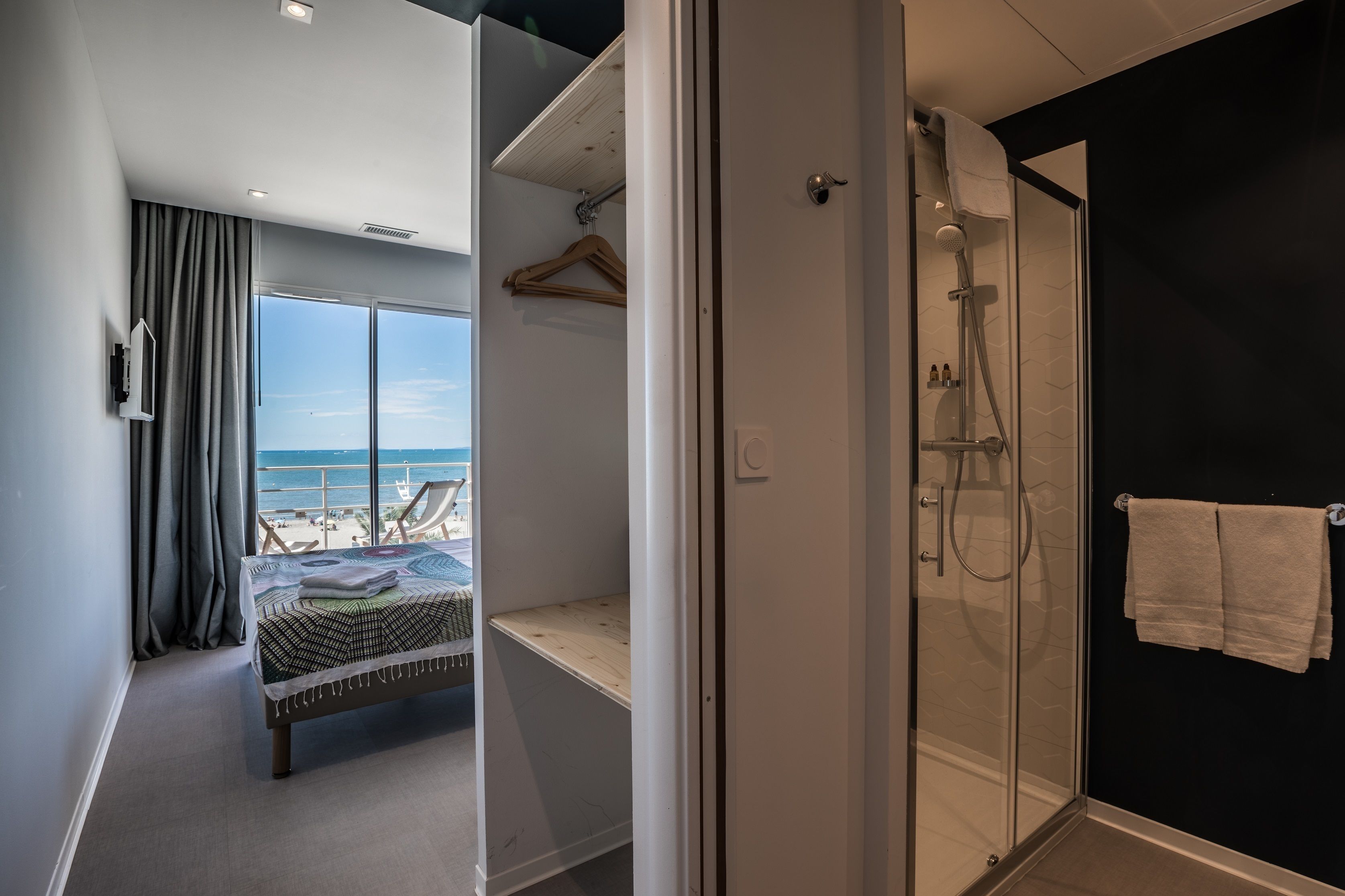 double room, sea view | bathroom | free toiletries, hair dryer, towels, soap