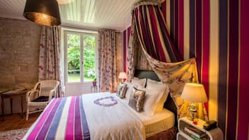 Superior Double Room | Premium bedding, minibar, in-room safe, individually decorated