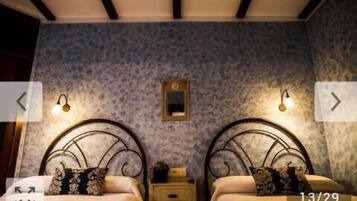 Literie de qualité supérieure, rideaux occultants, Wi-Fi gratuit