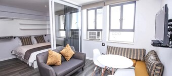 106 on Adderley Accommodation