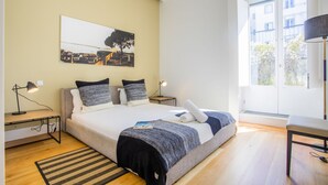 Apartment, 2 Bedrooms, Terrace, City View (Calçada do Combro, 127) - Santa Catarina Luxury Apartments by linc (Lisbon)