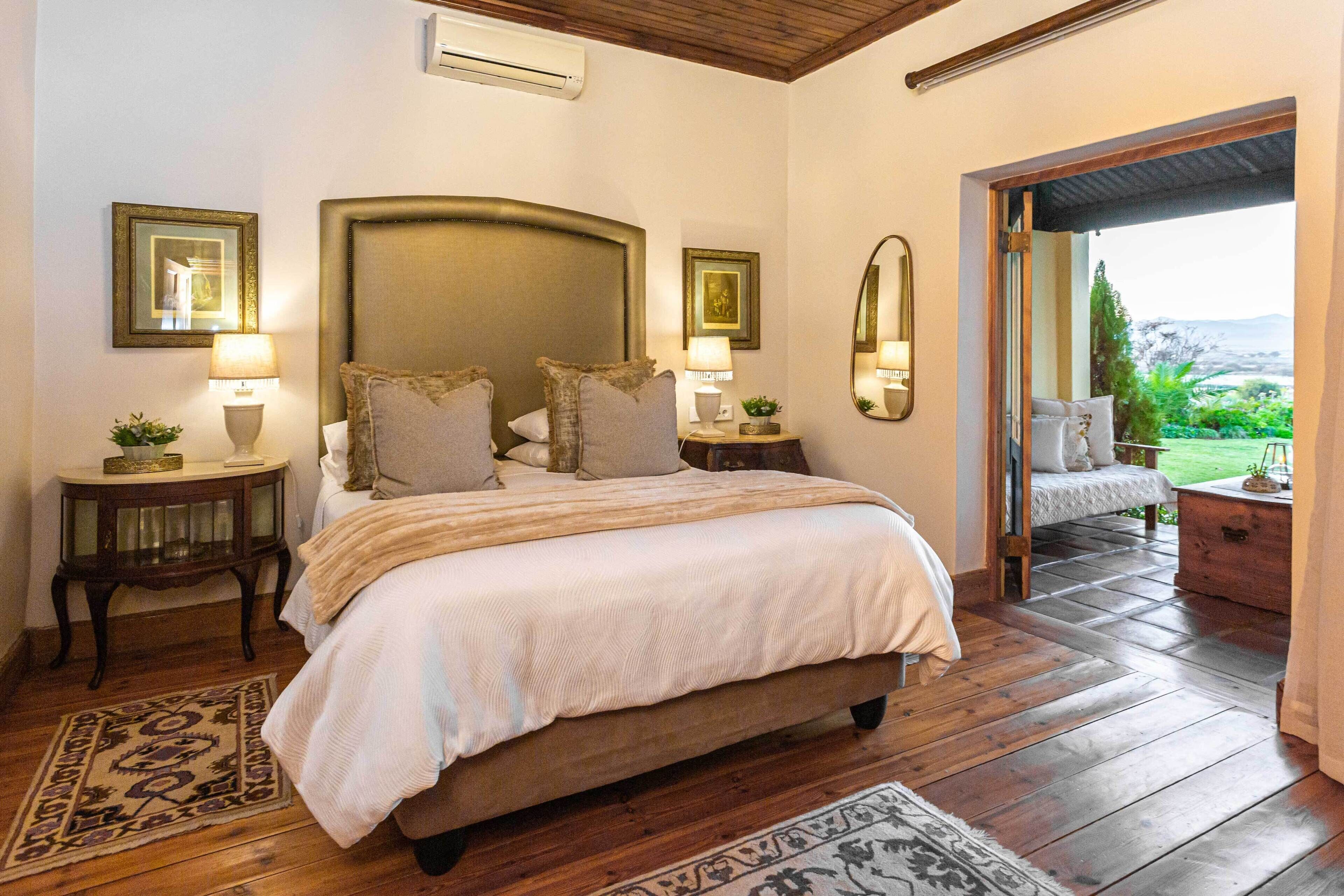 Signatur-villa - tekøkken - bjergudsigt | Egyptiske bomuldslagner, premium-sengetøj, minibar