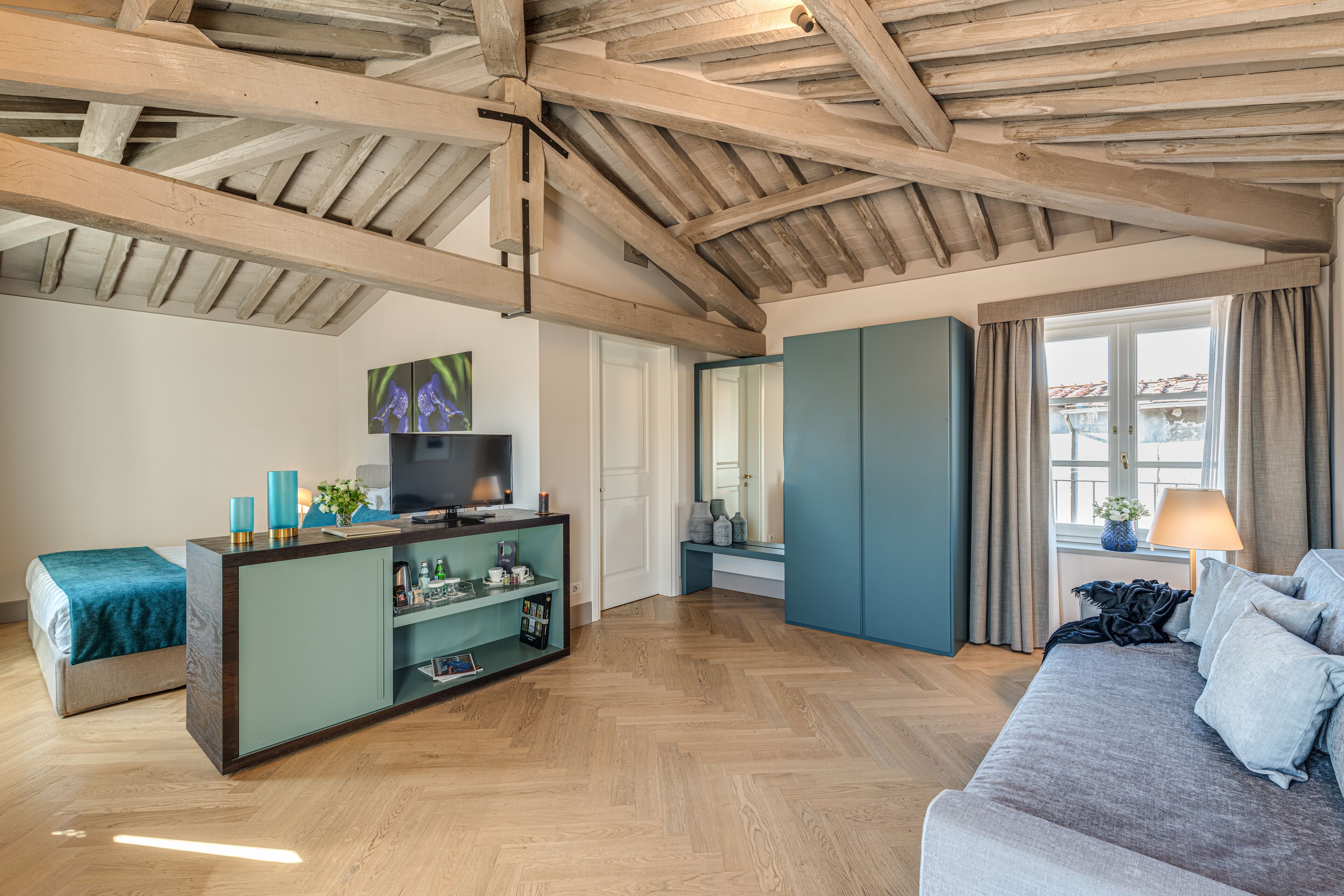 room (master) | 1 bedroom, premium bedding, minibar, in-room safe