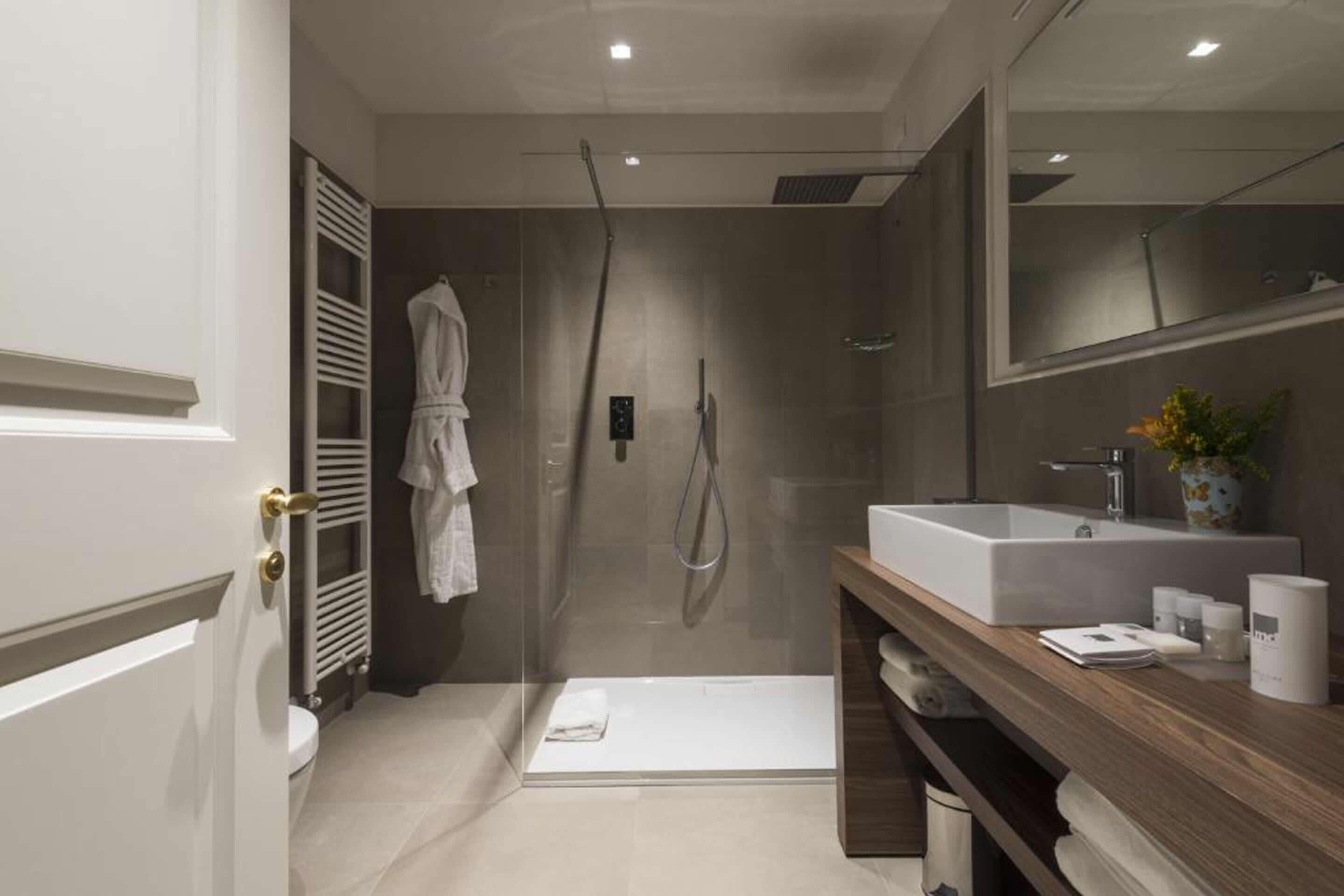 shower, free toiletries, hair dryer, bathrobes