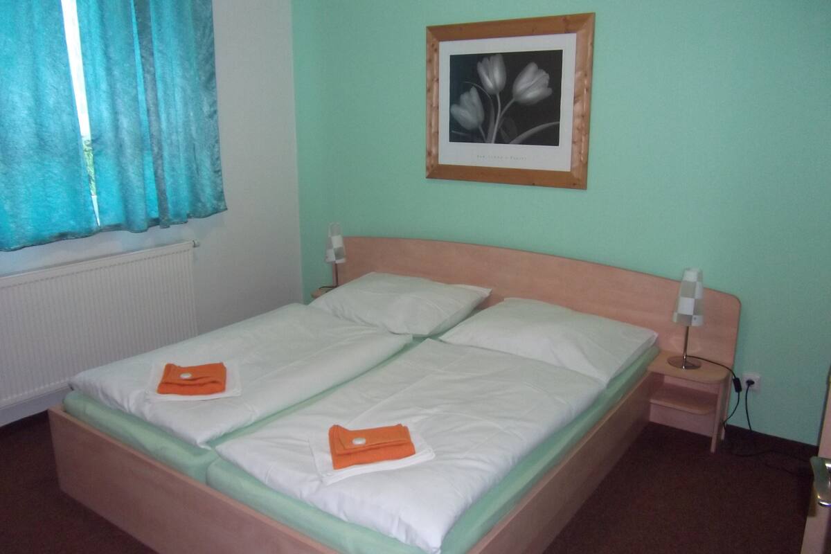 Desk, soundproofing, iron/ironing board, free cots/infant beds