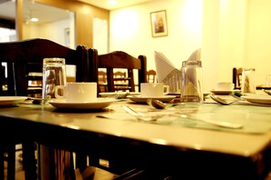 Indian cuisine - Hotel Royal Dezire (Udaipur)