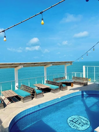 2 piscinas al aire libre. Pousada do Toby