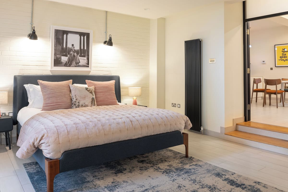 hypo-allergenic bedding, individually decorated, individually furnished