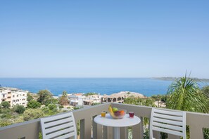 Superior Studio, 2 Twin Beds, Sea View | Balcony view - Esplanade Apartments (Chania)