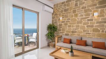 Superior Apartment, 3 Bedrooms, Sea View | Beach/ocean view