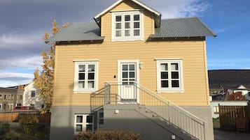 Kaupunkihuoneisto, 3 makuuhuonetta (Lundargata 6) | 1 makuuhuone, ilmaiset vauvansängyt, ilmainen Wi-Fi