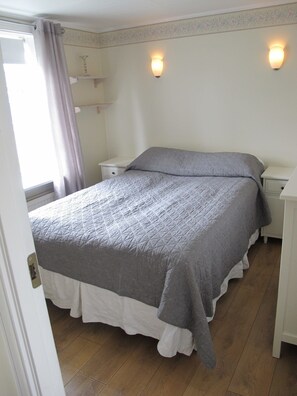 Borgaríbúð - 3 svefnherbergi (Lundargata 6) | Ókeypis vöggur/ungbarnarúm, ókeypis þráðlaus nettenging