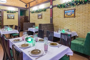 Colazione a pagamento, servita tutte le mattine