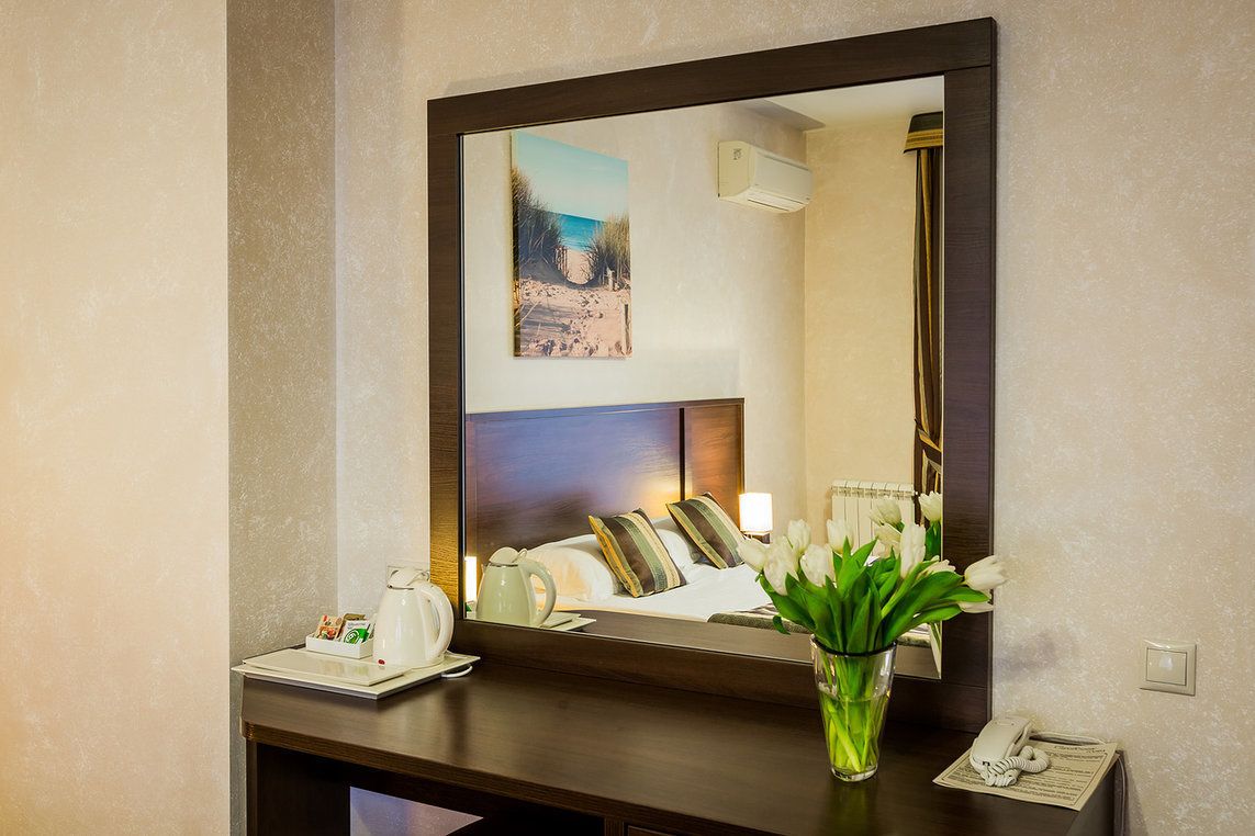 Comfort Double or Twin Room | In-room safe, iron/ironing board, cribs/infant beds, free WiFi