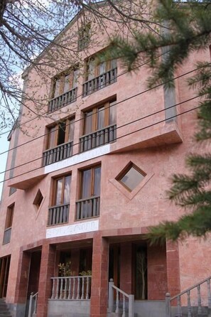 Exterior - Hotel Central (Jermuk)