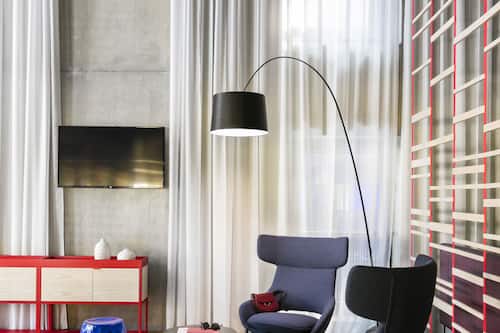 80-cm-Flachbildfernseher mit Kabelempfang, Fernseher