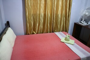 Huone (Budget Fan)
