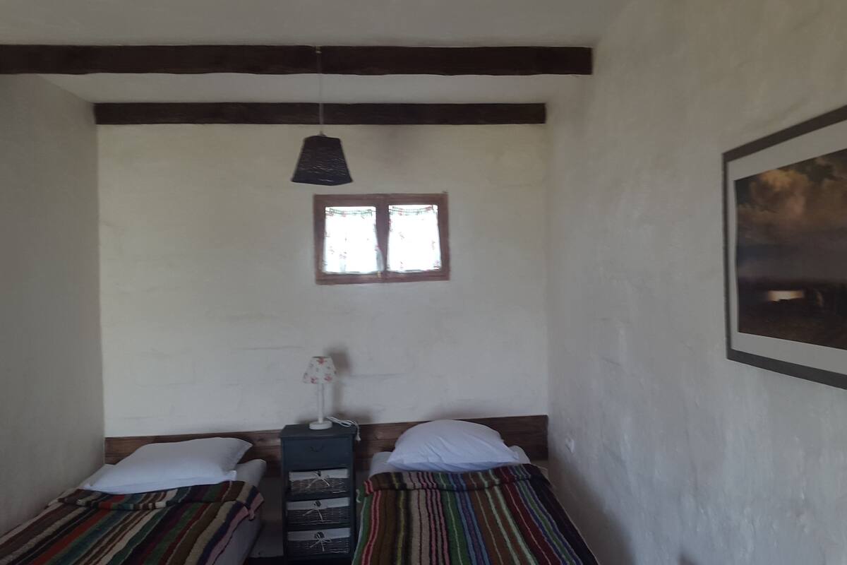 Standard Triple Room | Peralatan tempat tidur premium, katil lipat simpan/tambahan