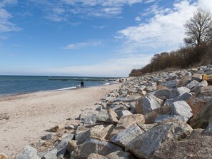 Beach nearby, beach towels - Vacation Club - Arka Apartments (Kolobrzeg)