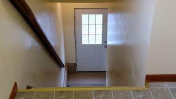 Suite, 3 Bedrooms, 2 Bathrooms (Suite 5, Second Floor) | 1 bedroom, desk, iron/ironing board, free WiFi