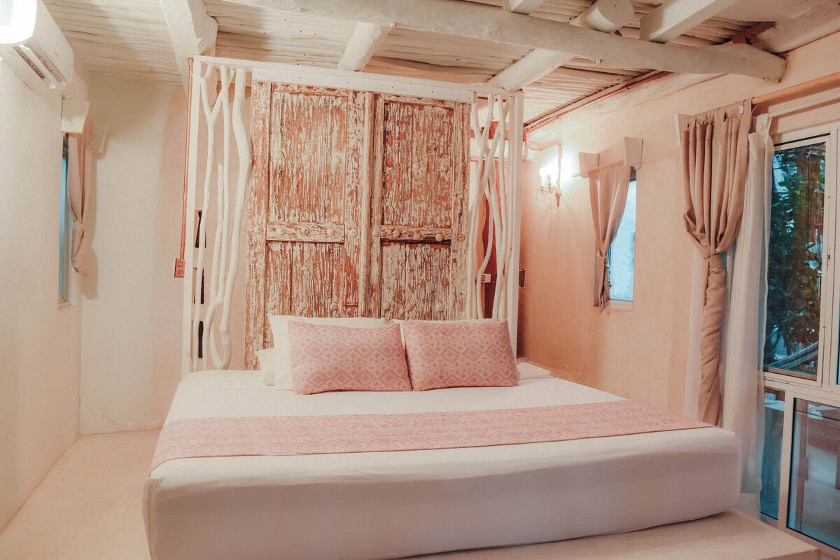 Superior Room King Size Bed With Terrace Garden View