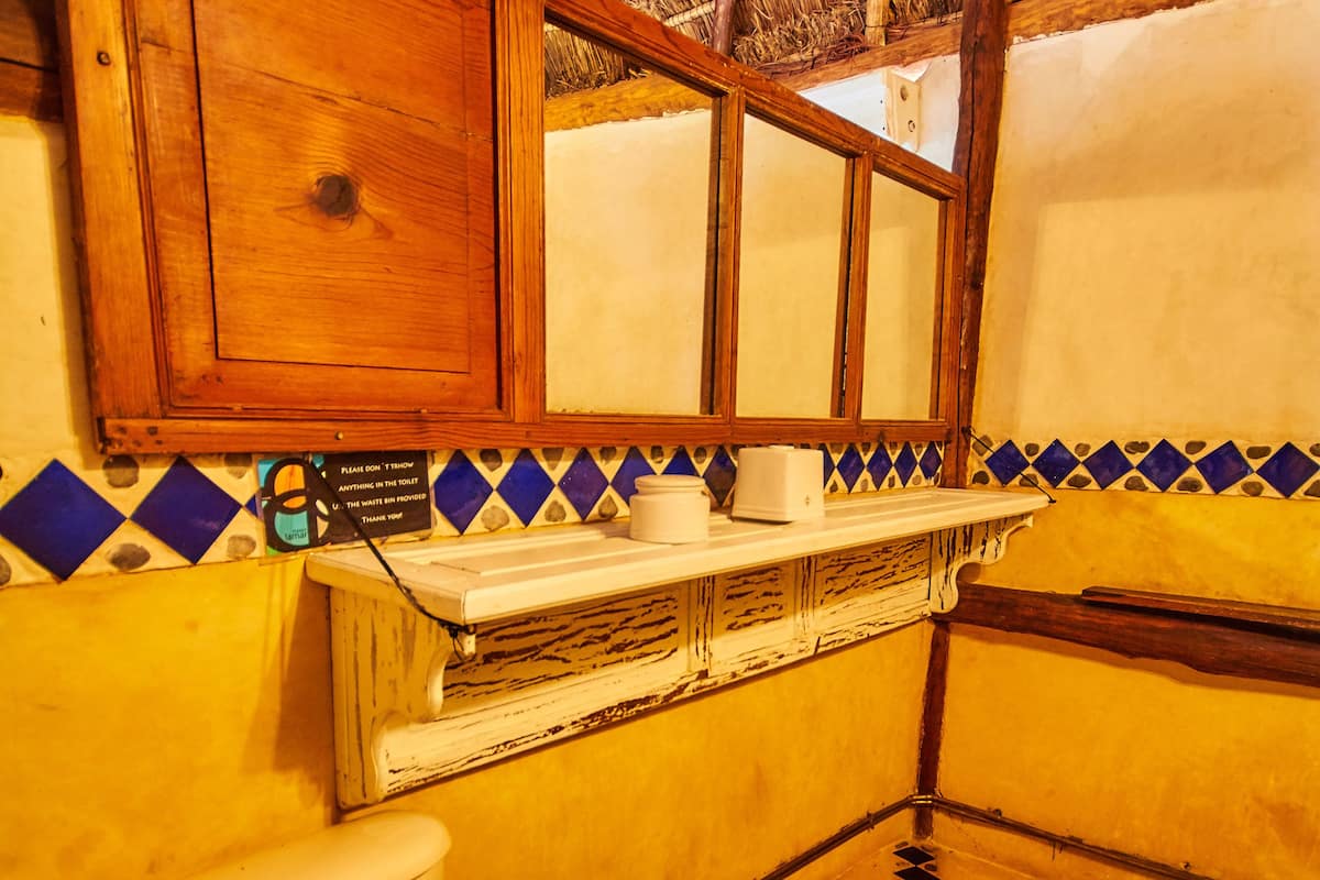 quadruple bungalow with garden view | bathroom | shower, free toiletries, towels