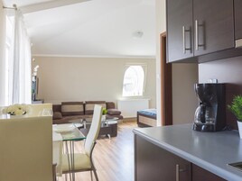 Apartment (VacationClub - Regina Maris Apartment) | Private kitchenette | Coffee/tea maker, fridge, stovetop, electric kettle