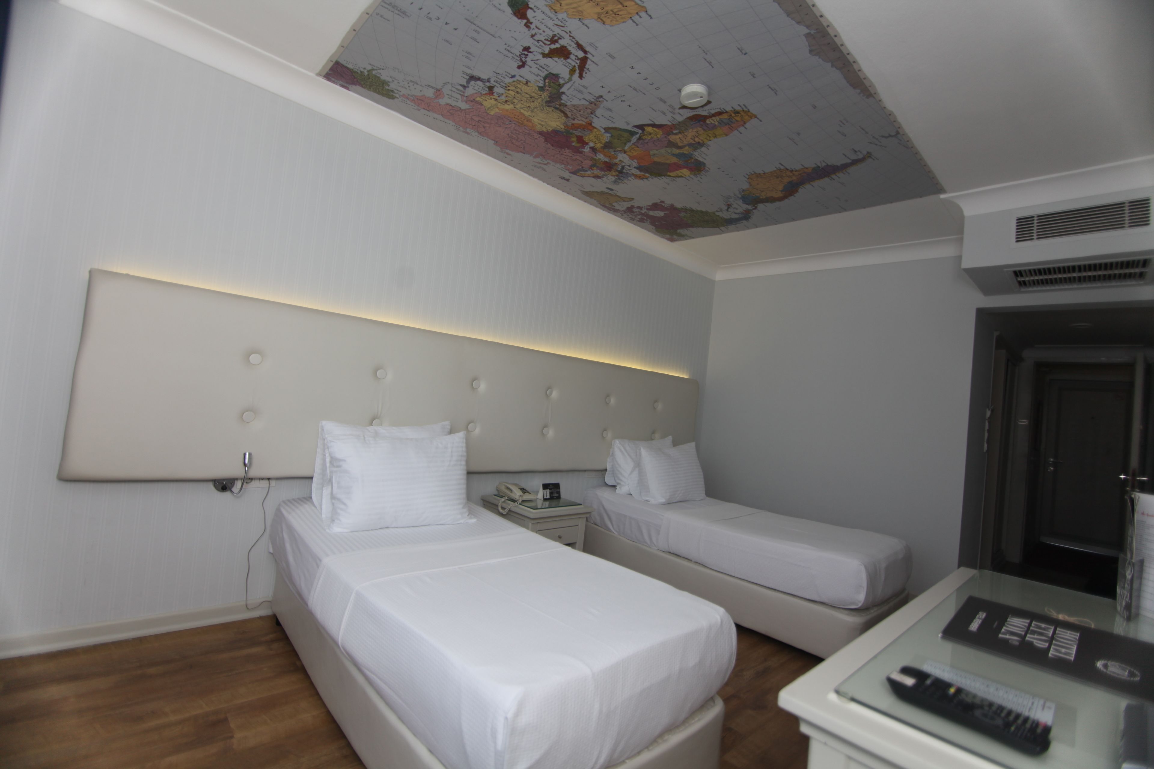 Photo - Hotel Etap Mola
