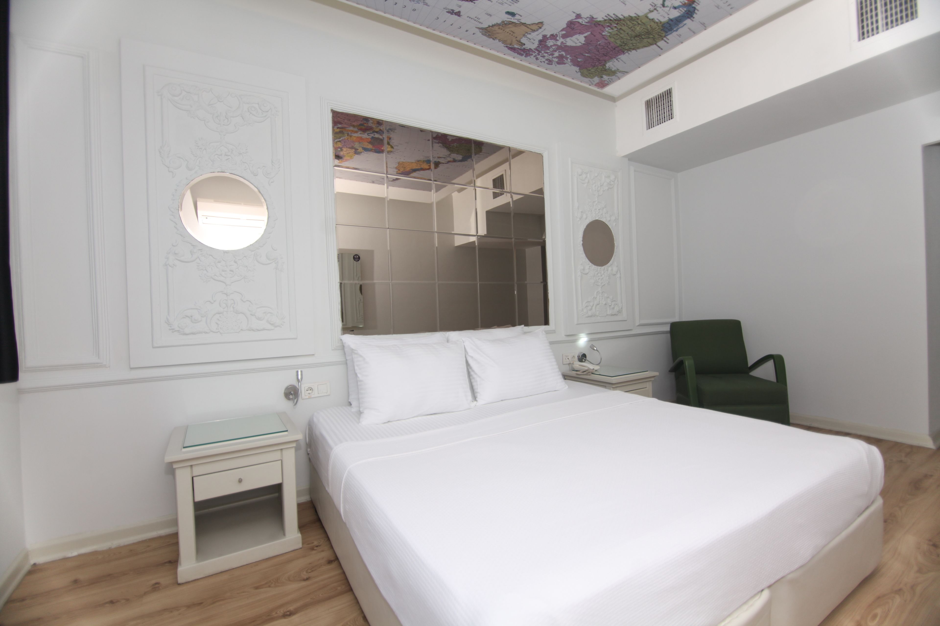 Photo - Hotel Etap Mola