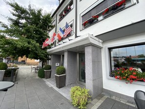 Exterior - Hotel Hessischer Hof (Butzbach)
