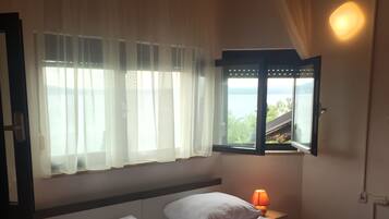 Chambre Quadruple Standard, vue mer (Attic)