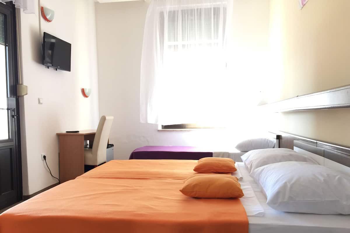 Chambre Triple Standard, vue mer