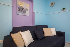 Classic-Studio | Zimmersafe, Schreibtisch, schallisolierte Zimmer, kostenlose Babybetten