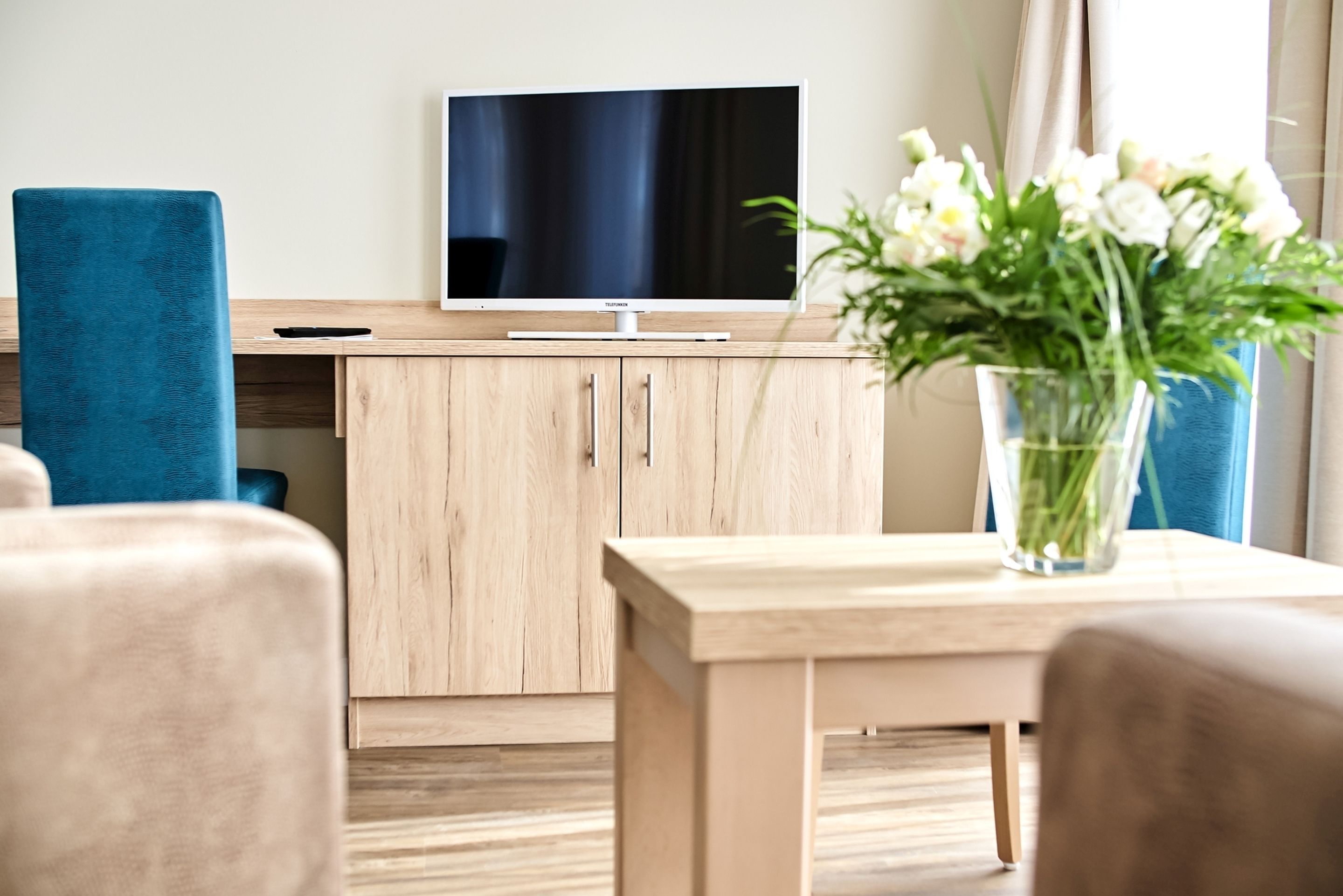 exclusive studio, balcony, sea facing | living area | flat-screen tv