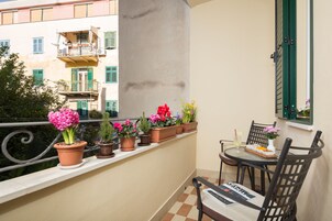 Exclusive Suite, Balcony, Courtyard View (104) | Balkon
