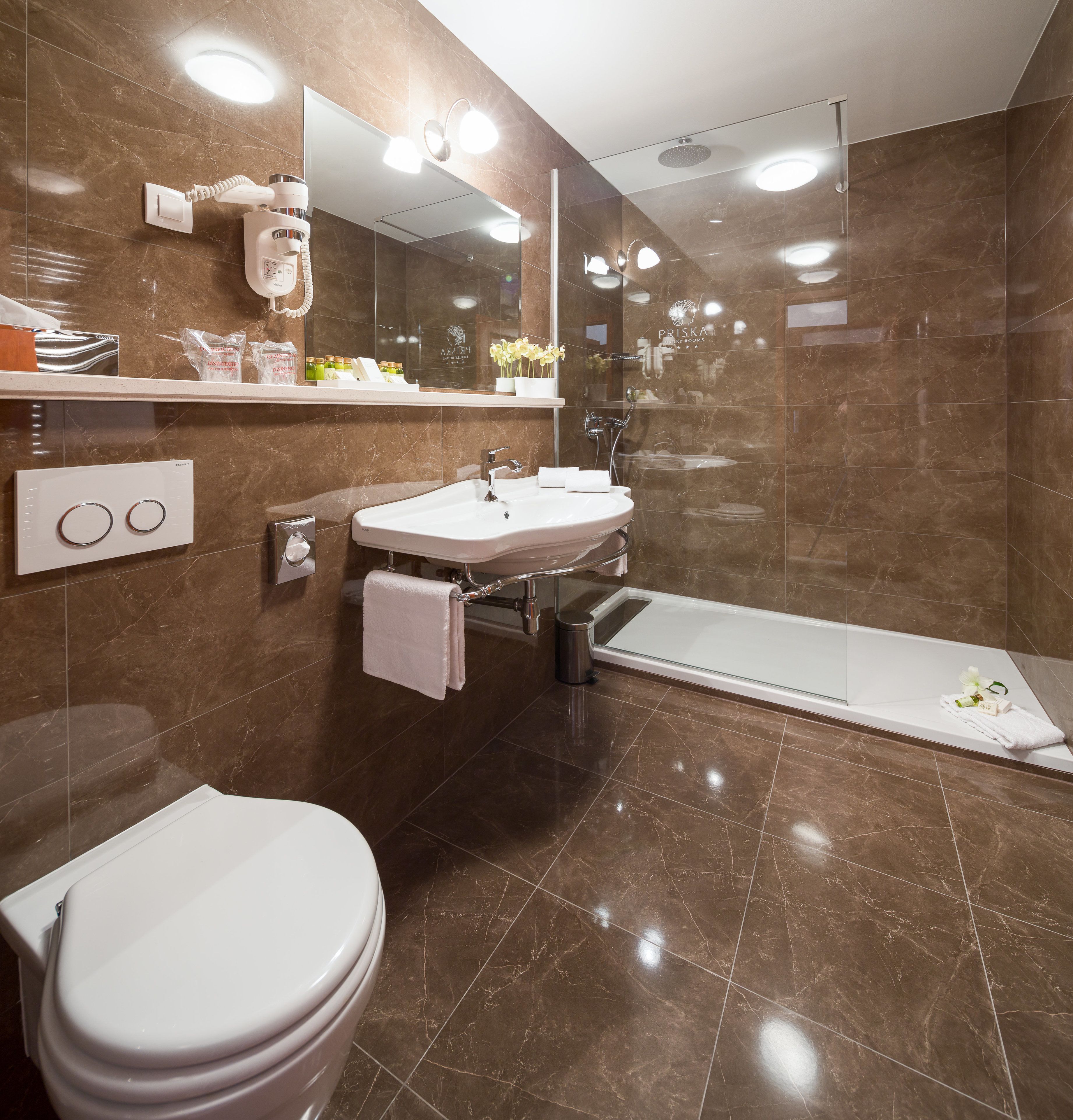 Photo - Priska Heritage Rooms