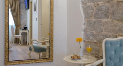 Priska Heritage Rooms