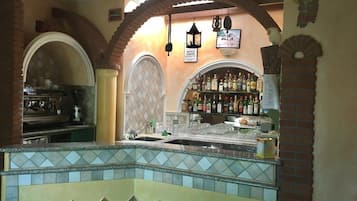 Bar (en la propiedad)