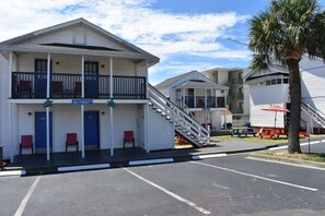 Exterior detail - Midtown Cottages (Myrtle Beach)