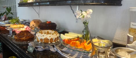 Desayuno buffet incluido todos los días