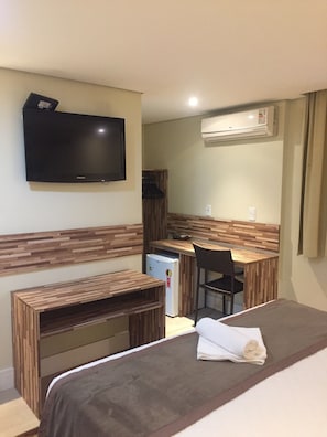 1 bedroom, Egyptian cotton sheets, premium bedding