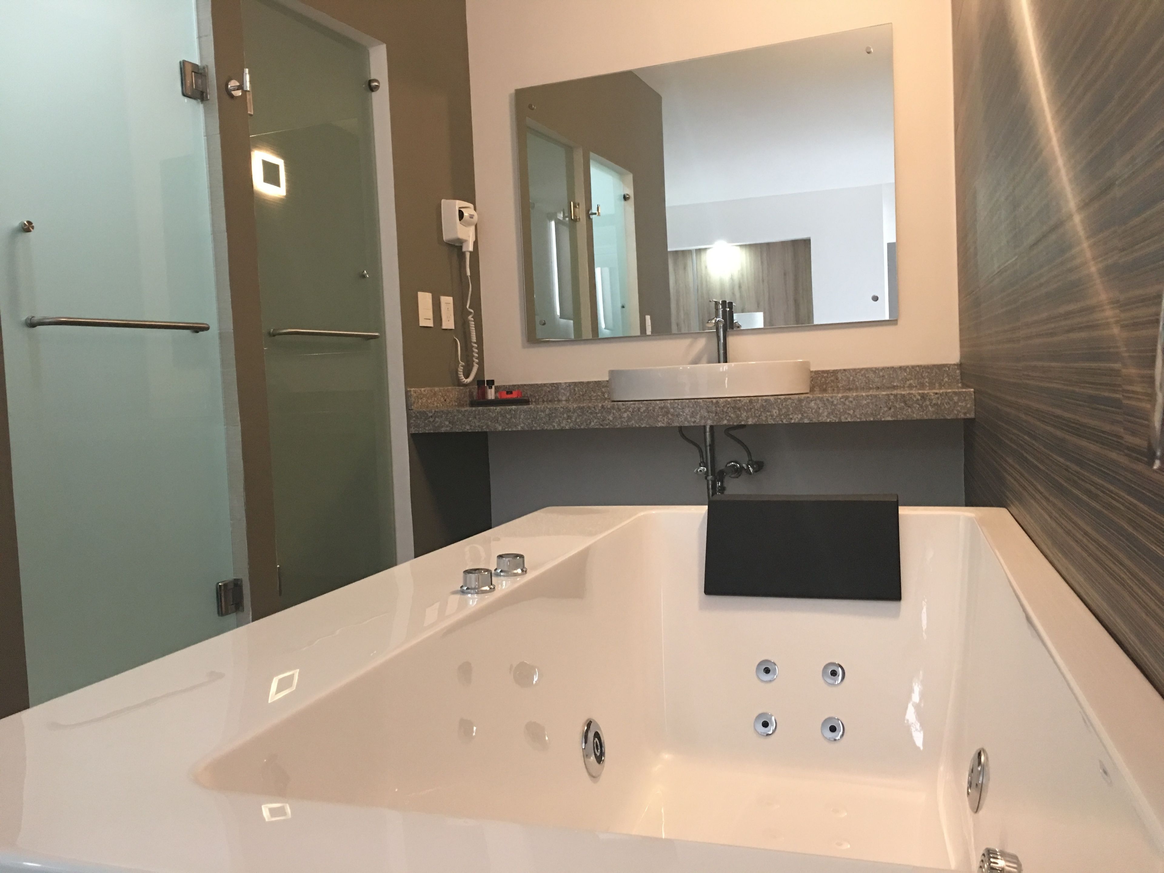 deluxe suite, 1 king bed with sofa bed | jetted bathtub